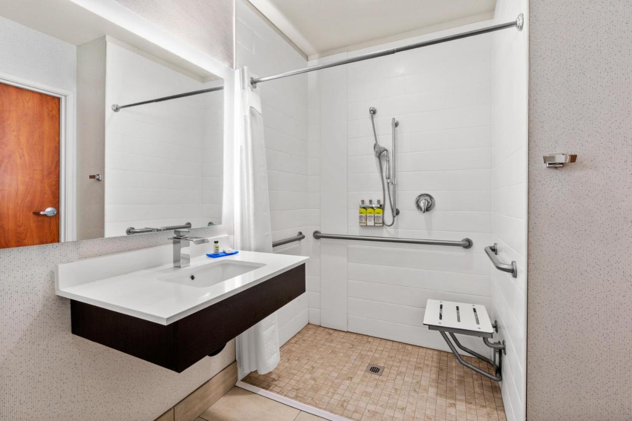 Holiday Inn Express & Suites Klamath Falls Central By Ihg מראה חיצוני תמונה